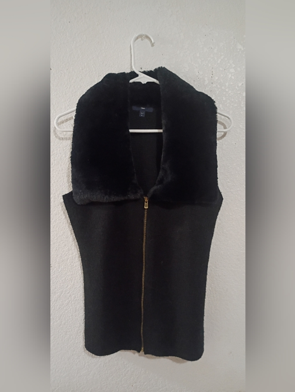 GAP Black Knit Vest